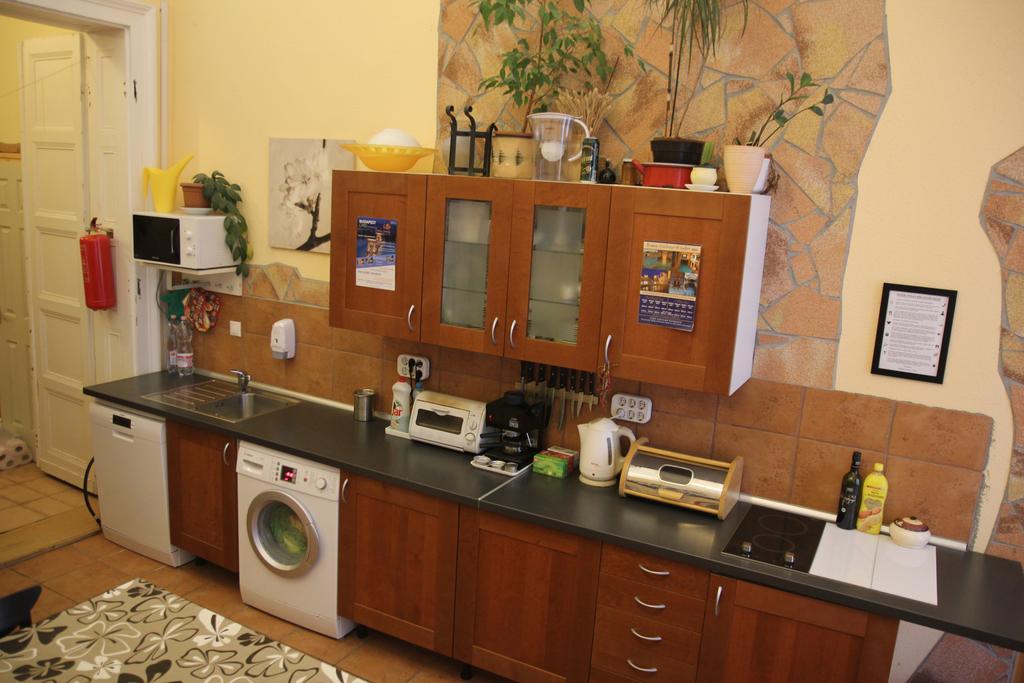 Budapest Centrum Cozy Hostel エクステリア 写真