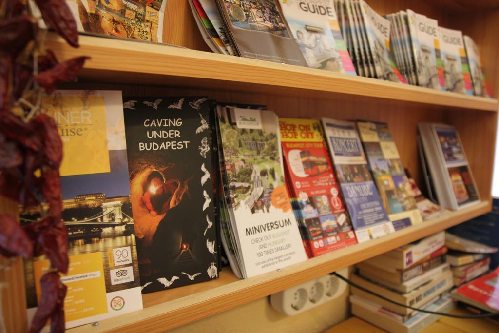 Budapest Centrum Cozy Hostel エクステリア 写真