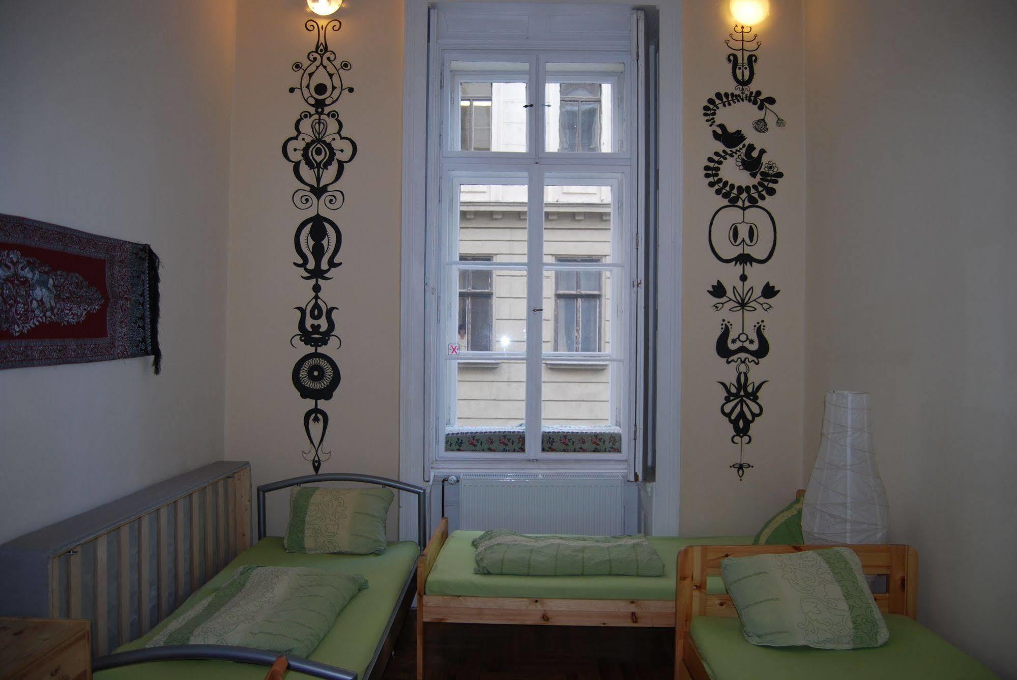 Budapest Centrum Cozy Hostel エクステリア 写真