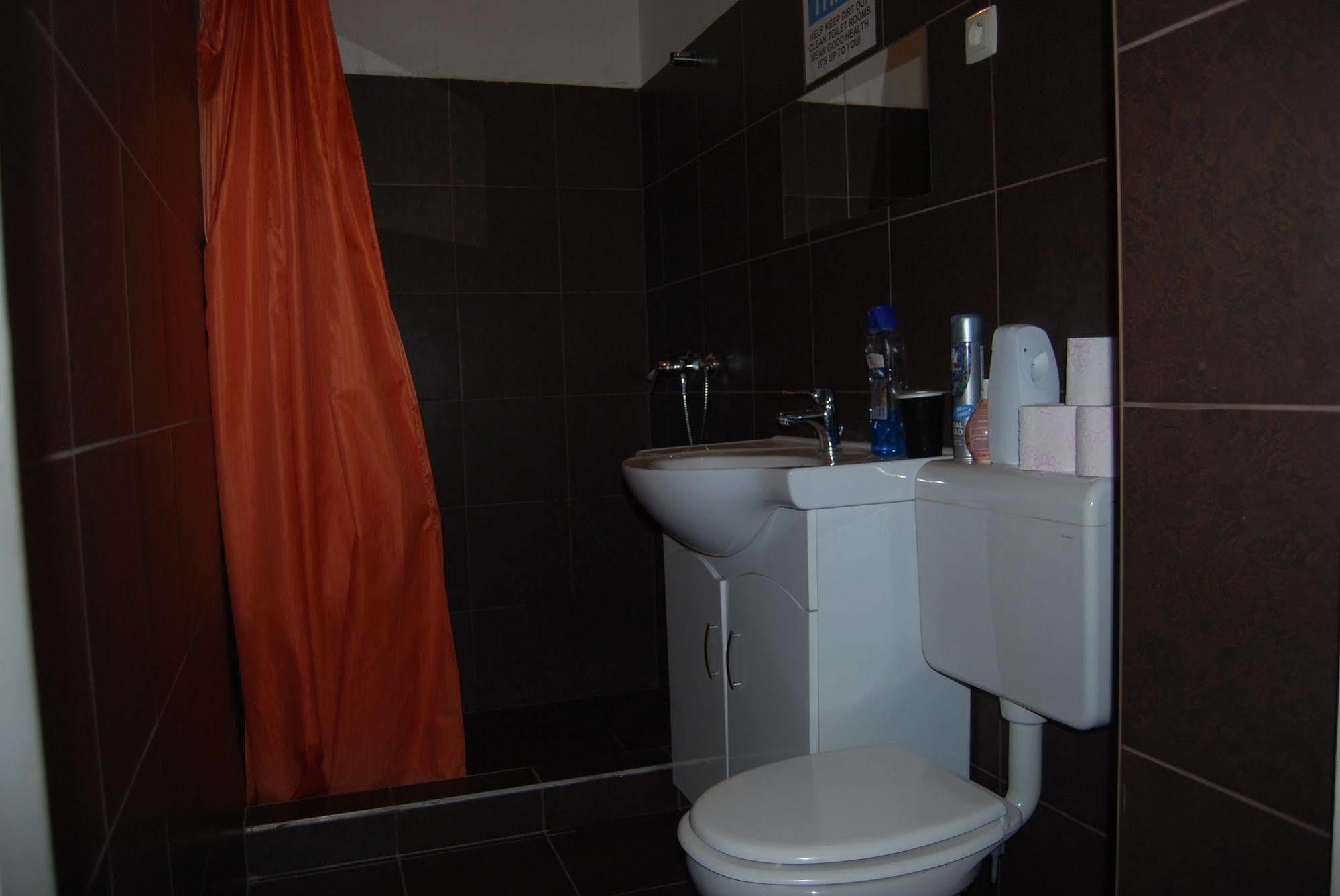 Budapest Centrum Cozy Hostel エクステリア 写真